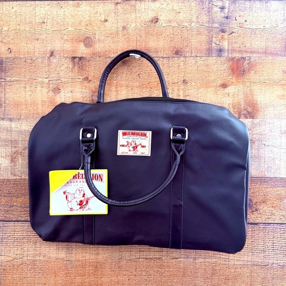 NWT True Religion Carry On Duffle Bag - Picture 2 of 6
